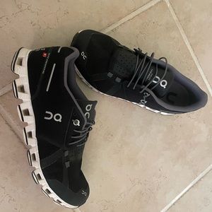 ON Running Women's Cloud Running Shoes